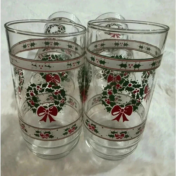 Vintage Indiana Glass Wreath Christmas Glasses - Picture 6 of 10